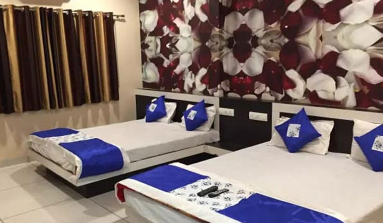 Non-AC Room at Triloknath Ashram Girnar